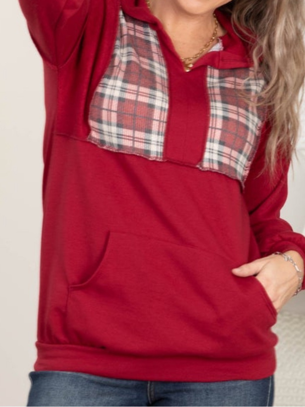 NWOT Lovely Melody Red hooded Plaid-Trim Pullover size small